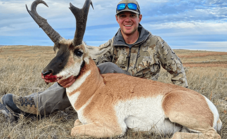 Pronghorn Hunting: Ultimate Guide to Antelope Hunts in the USA